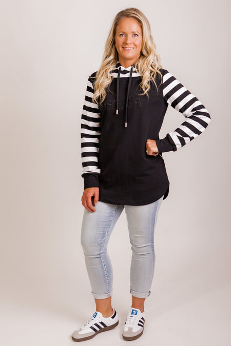 Sweatshirts/ Hoodies