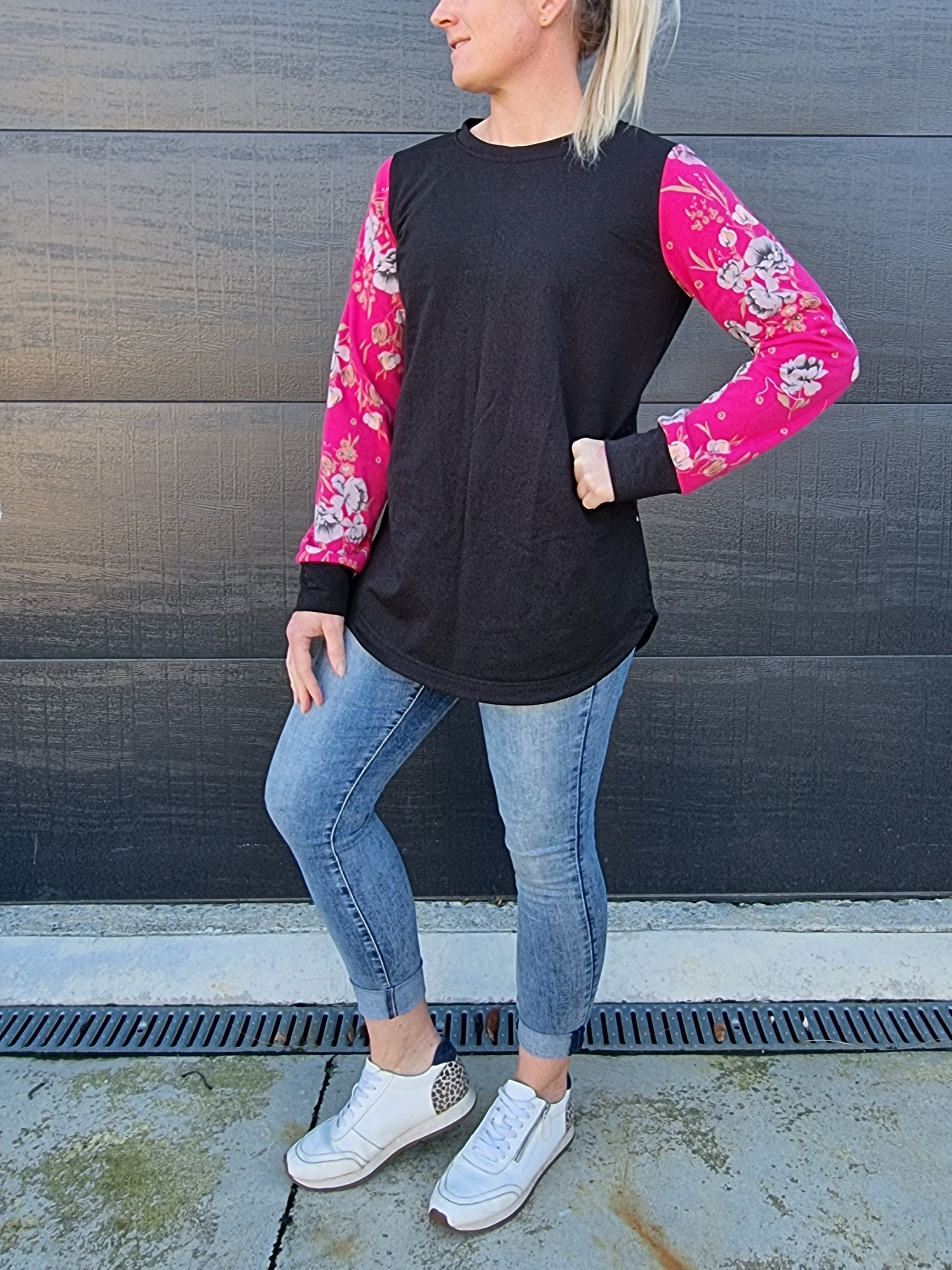 May sweat - Black/hot pink floral
