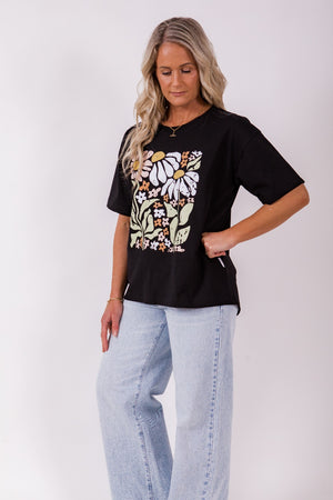 Boxy Tee - Blk/floral frame