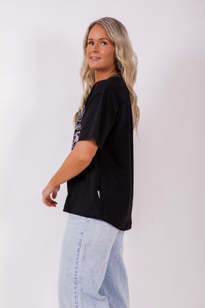 Boxy Tee - Blk/white line floral