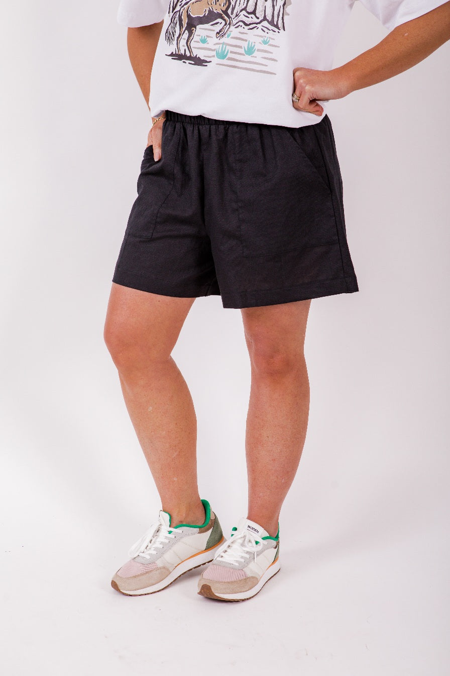 Linen shorts - Black