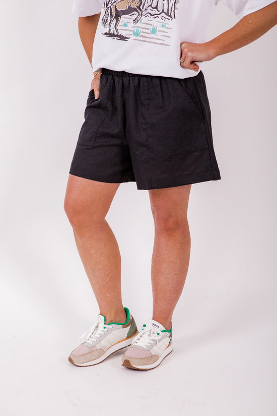 Linen shorts - Black