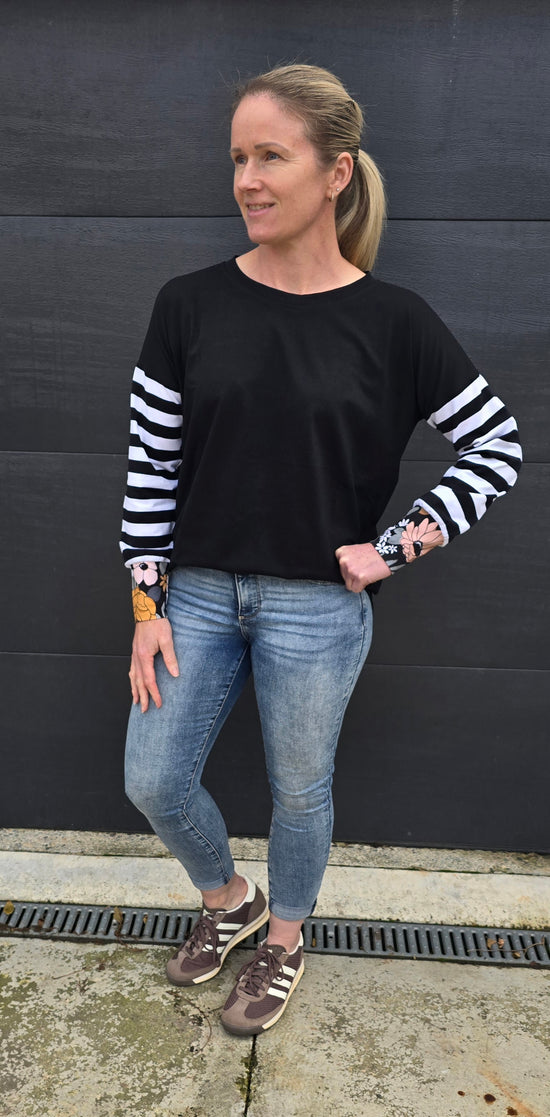 Taylor Top - Black/stripe sleeve/floral