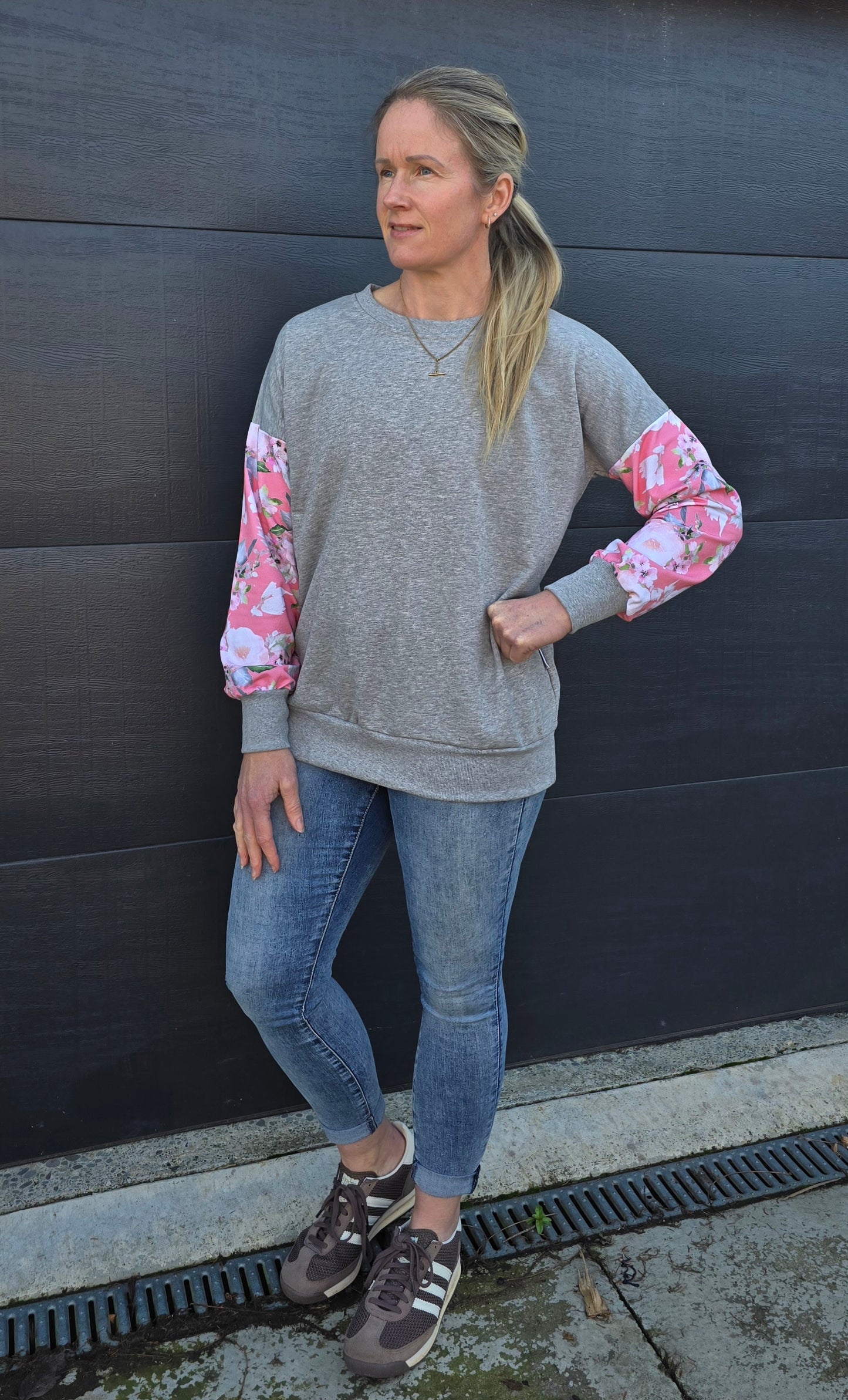 Riley sweat - Grey/ pink floral
