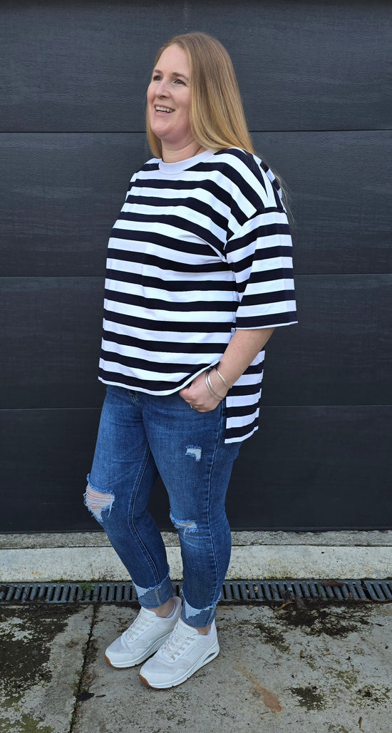 Weekender short sleeve sweat- Navy & white stripe