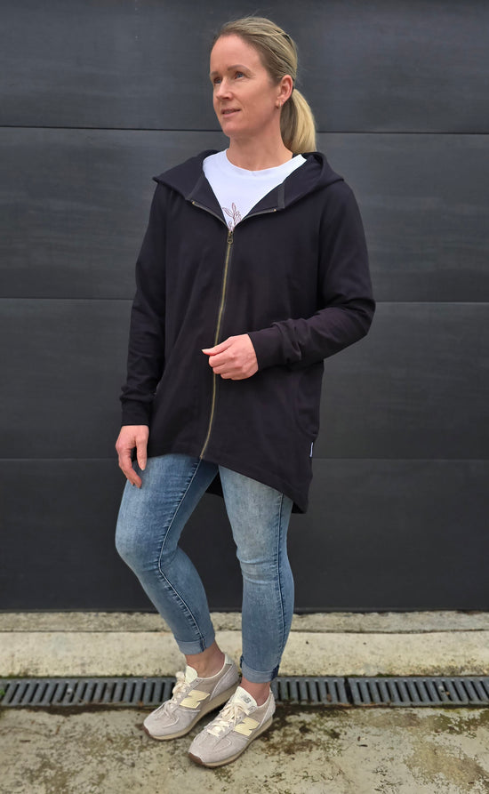 Black zip cardi