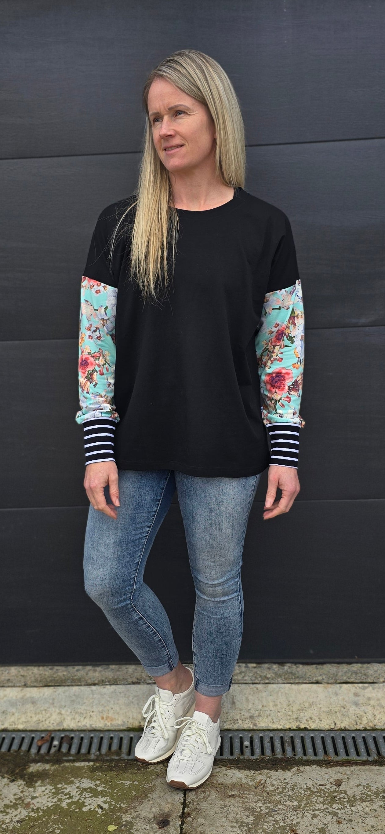 Taylor Top - Black/ mint floral