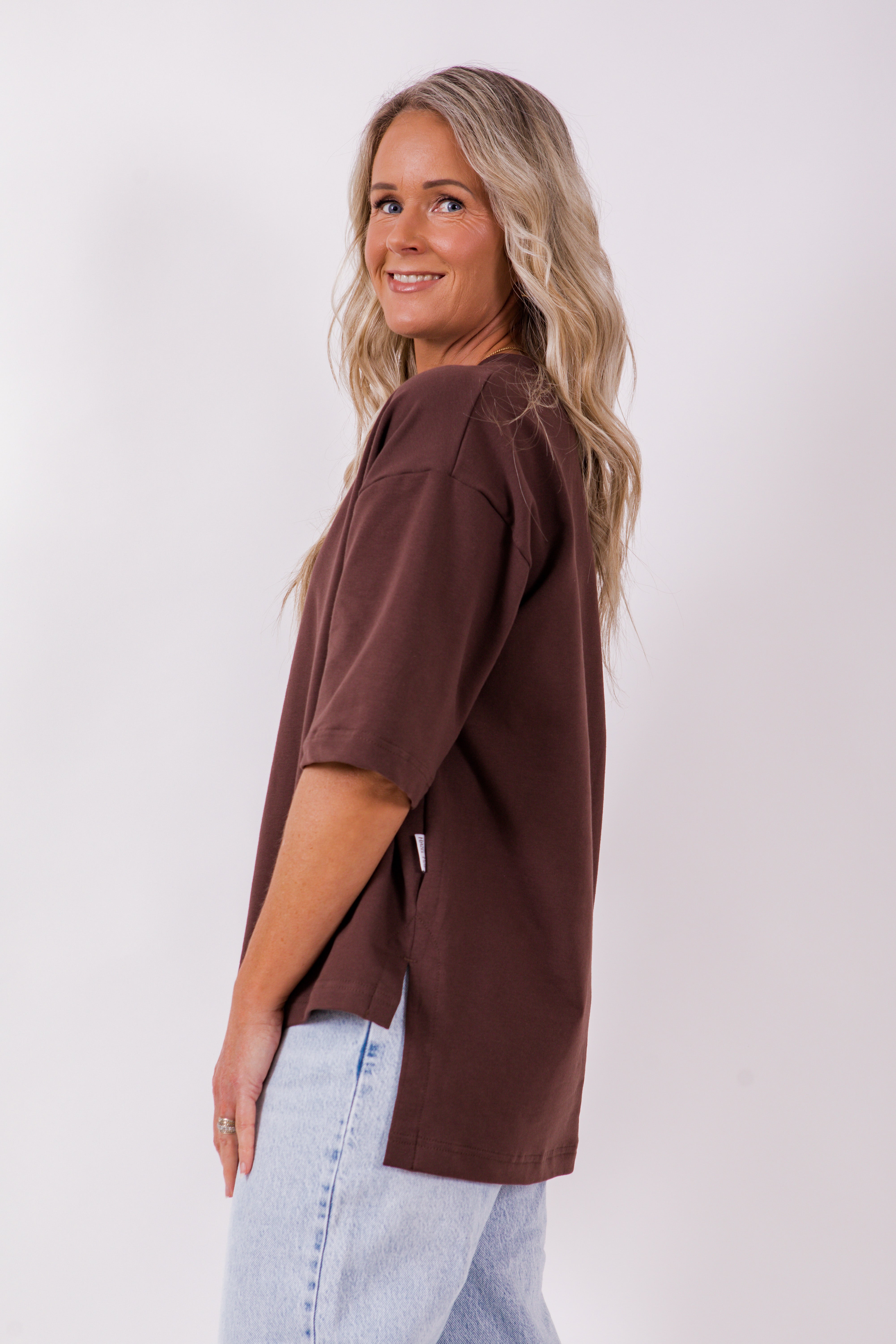 Weekender short sleeve sweat- Chocolate