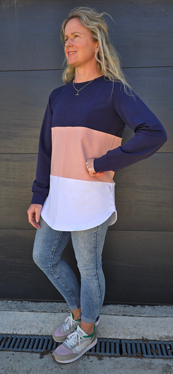 May sweat - navy/blush/white